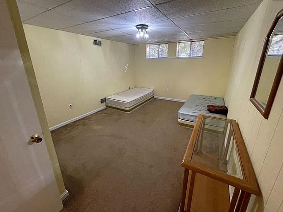 5th image of 2232 Hidden Valley Ln