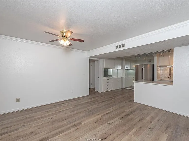 904 University Oaks Blvd #99 — Photo 5