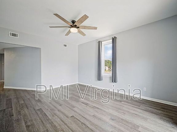 4th image of 318 N Main St APT G