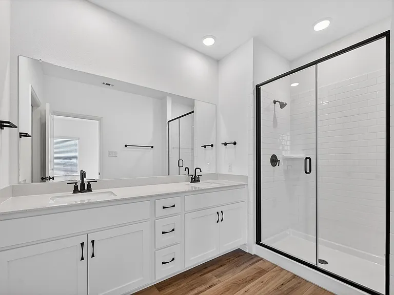 1183 Doris May Dr — Photo 24