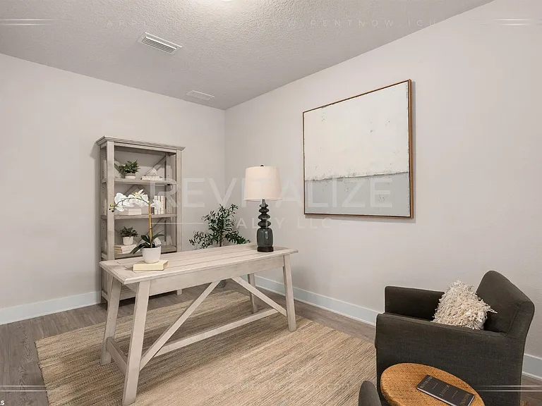 1118 Pheasant Cir — Photo 5