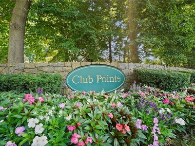 61 Club Pointe Drive, White Plains, NY, 10605