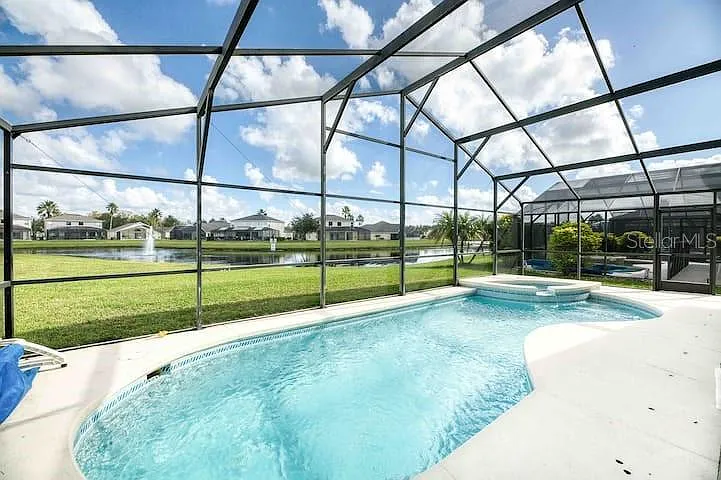 4659 Cumbrian Lakes Dr — Photo 2