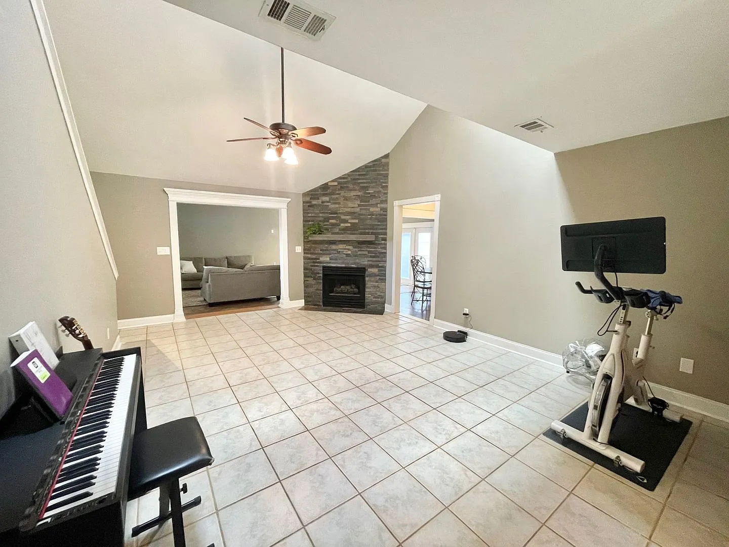 132 Menzel Street Valparaiso, FL 32580 — Photo 3