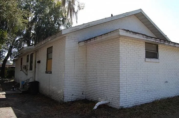 2 bed, $900 — Photo 3