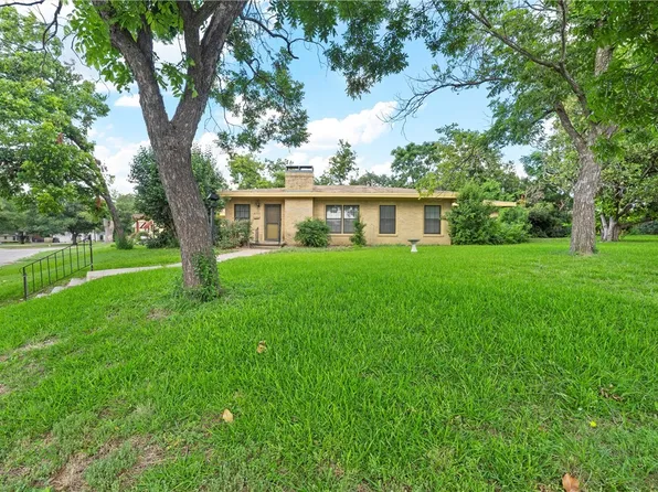 2501 N 31st St, Waco, TX 76708