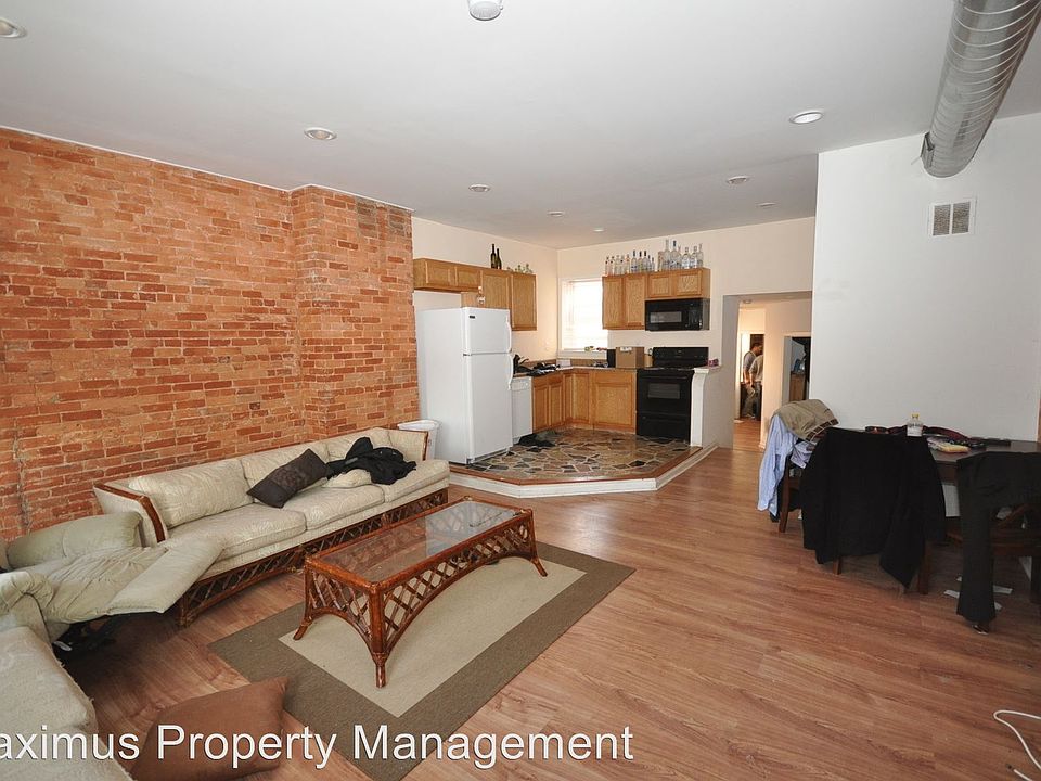 2nd image of 921 N 15th St #C