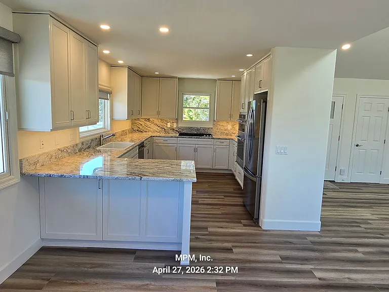 5136 Hillcrest Dr — Photo 57