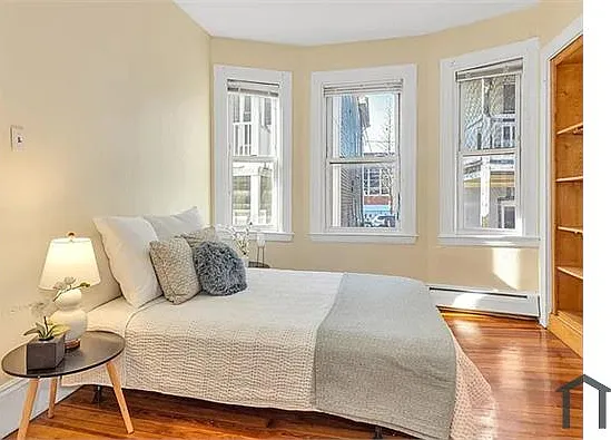 2 bed, 1200 sqft, $3,300 — Photo 4