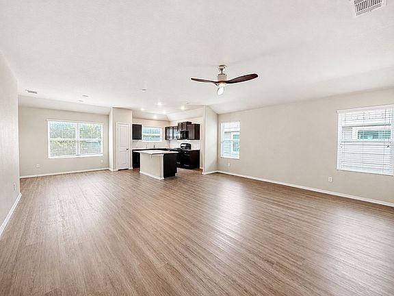 5th image of 3918 Stanley Park