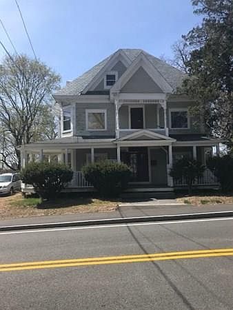 2nd image of 54 Washington St