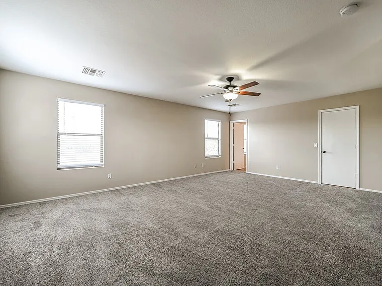 15331 W Cameron Cir — Photo 10