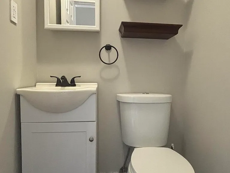 41 Village Green Way — Photo 14