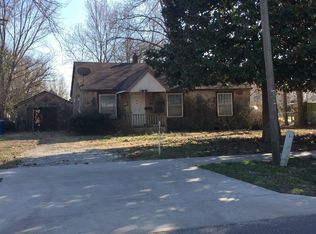 204 SE 6th St, Bentonville, AR 72712