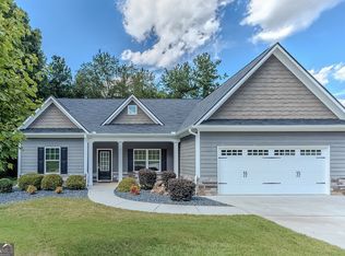 61 Deer Wood Dr, Auburn, GA
