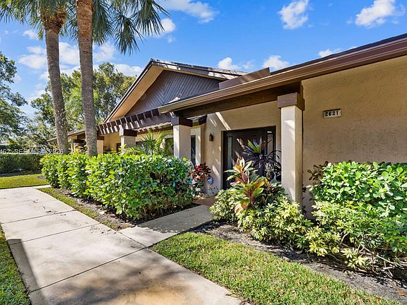 2nd image of 2621 Carambola Cir N #1707