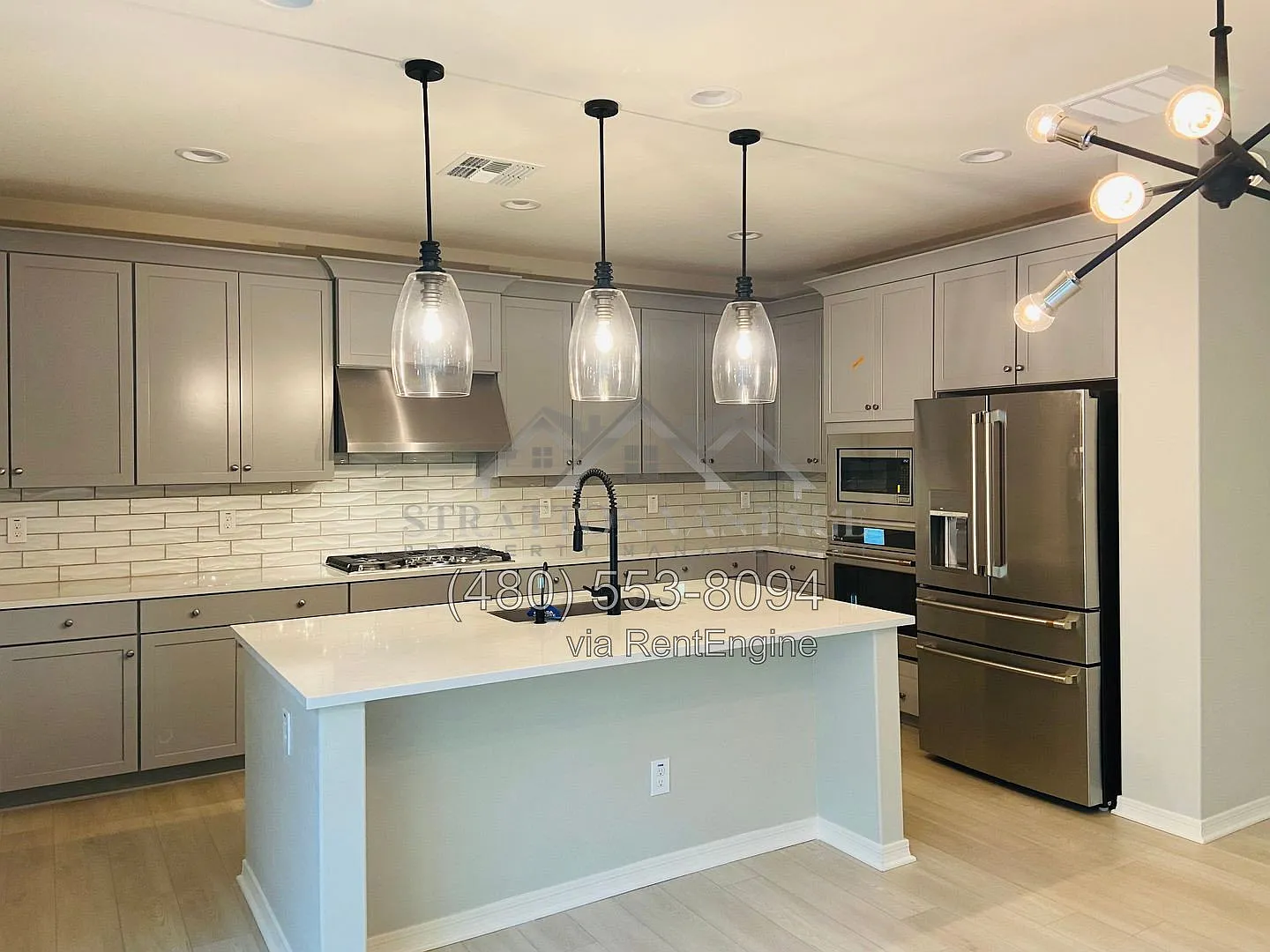 4 bed, 2.5 bath, 2513 sqft, $2,895 — Photo 2