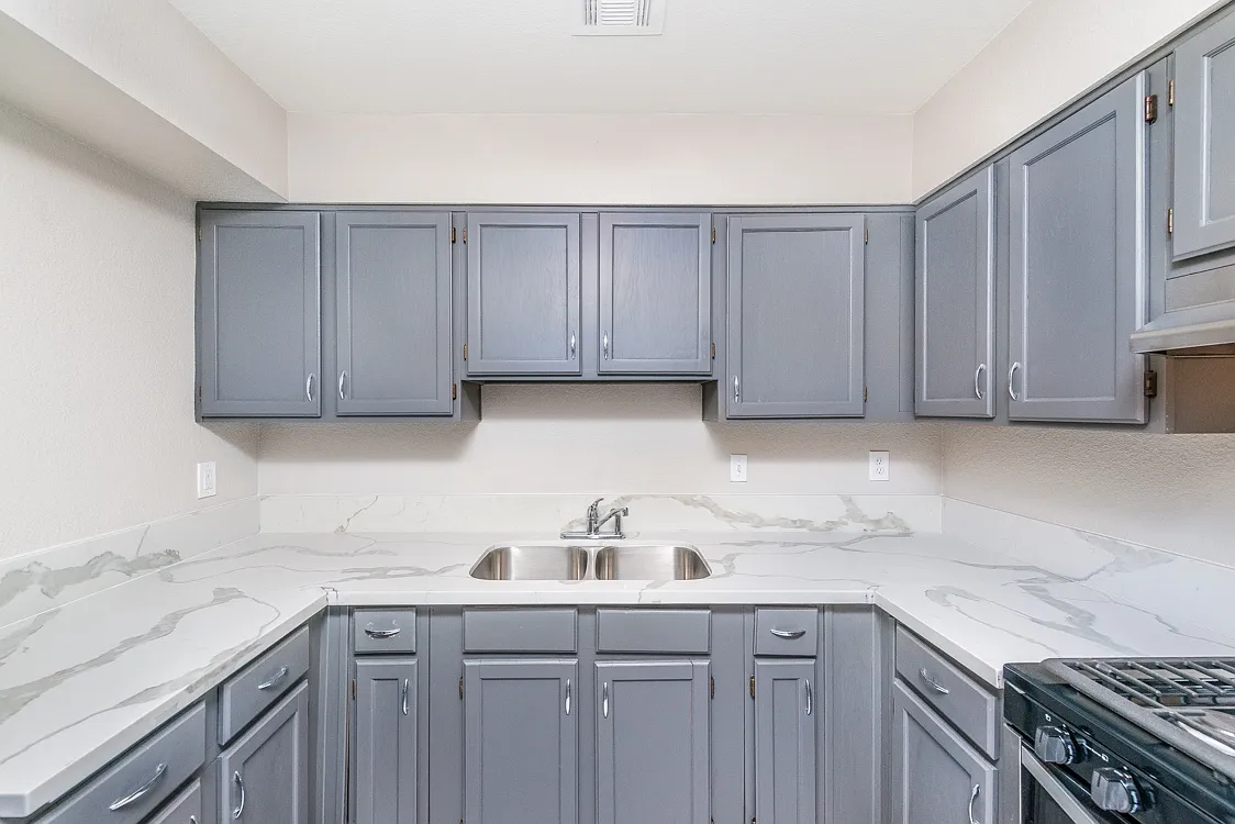 1640 Athol Avenue - I-24 — Photo 4