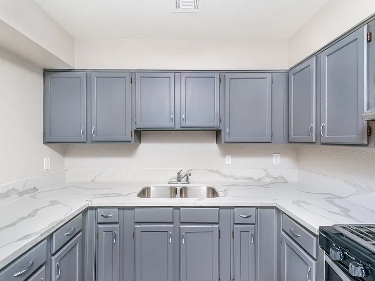 1640 Athol Ave #I24 — Photo 4