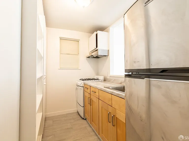 2082 Bush St — Photo 3
