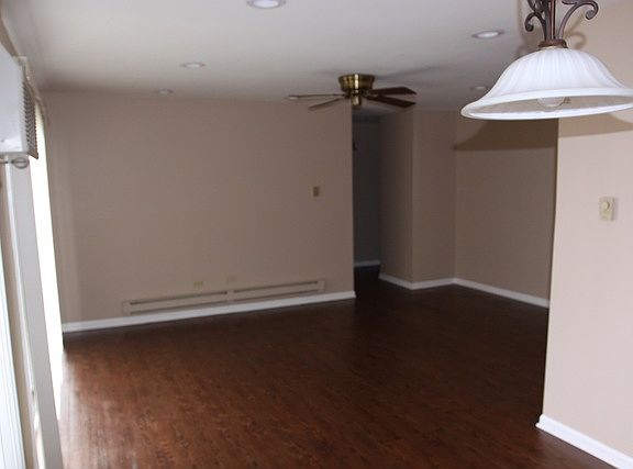 3rd image of 11810 S Komensky Ave