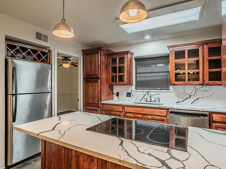 3704 Hulen Park Dr — Photo 13