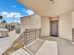 6250 W Flamingo Rd APT 142, Spring Valley, NV 89103