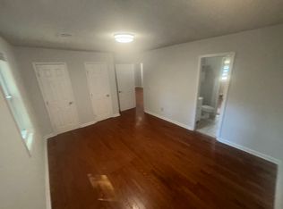 4180 Bowers Pointe Dr, Lilburn, GA 30047