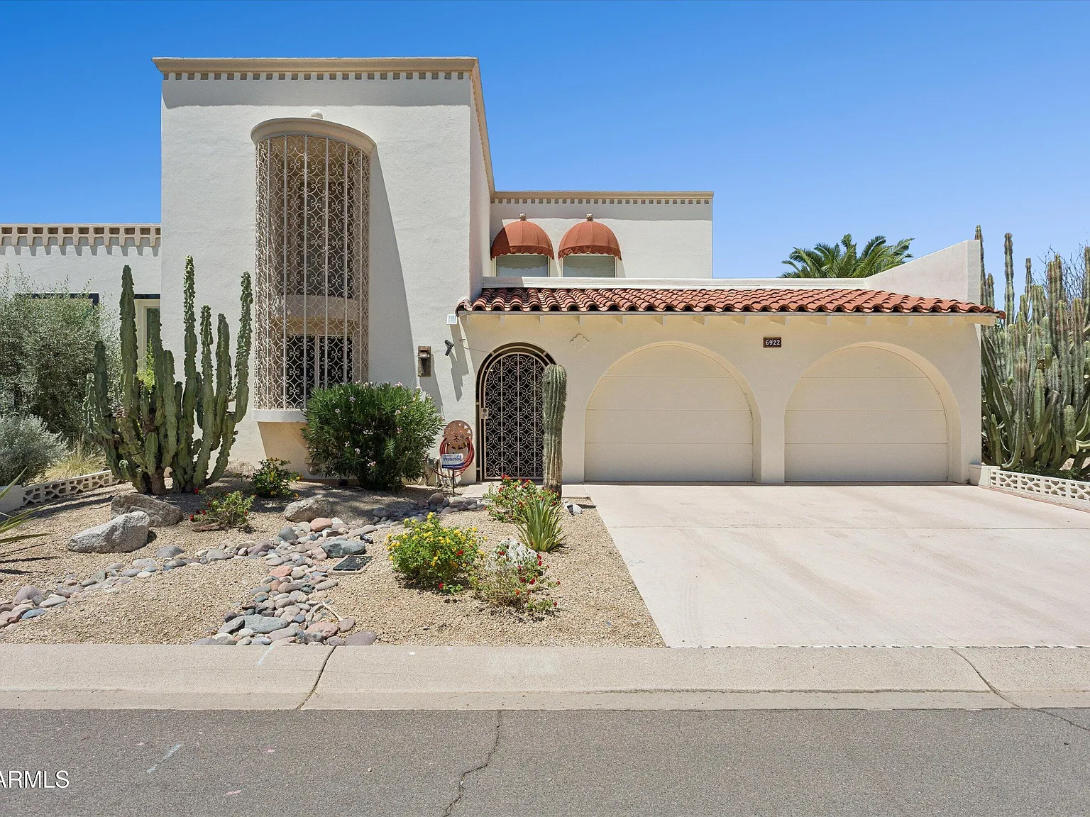 3 bed, 3.0 bath, 2921 sqft, $3,500 — Photo 3
