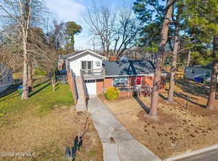 2801 Jefferson Drive #A & B, Greenville, NC 27858