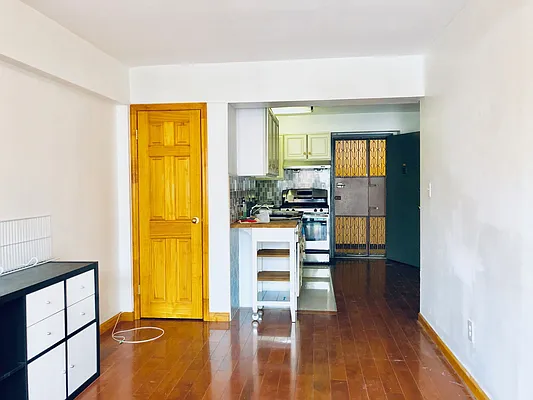 Rented by Highline Residential | media 7