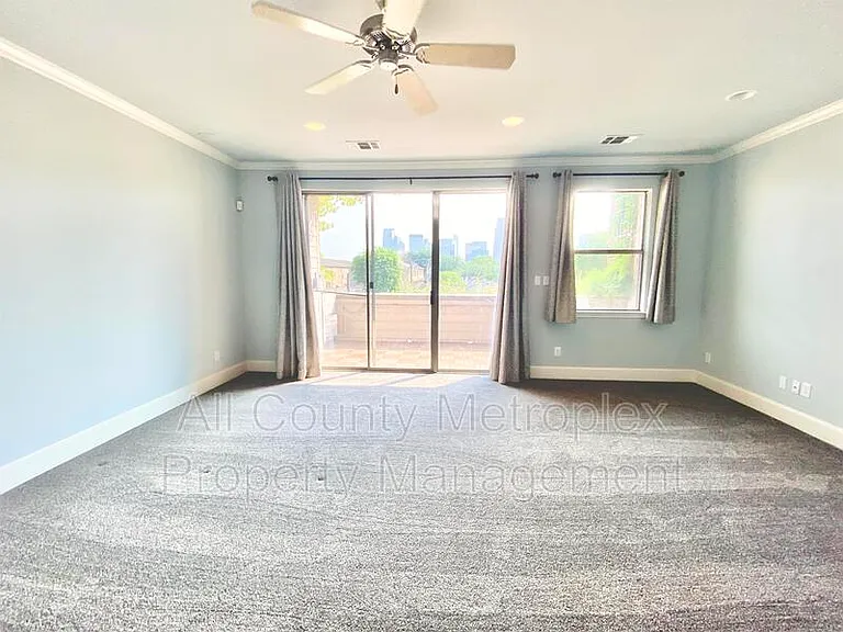 1430 Pecos St #4 — Photo 4