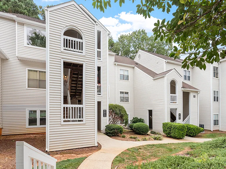 6001 Winterpointe Ln #102 — Photo 39