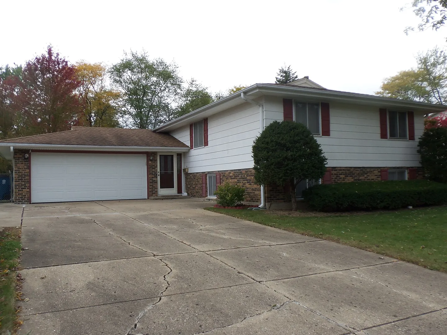 1501 Bates Ln photo 1