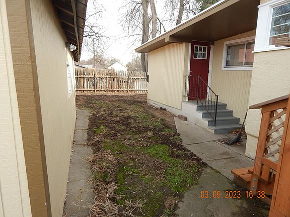 3rd image of 713 Sprague Ave