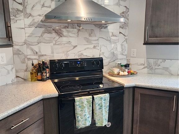 5th image of 10920 Shirley Ln
