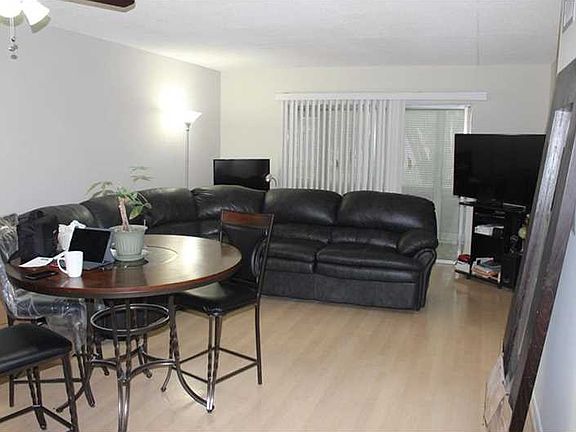 2nd image of 550 NW 78th Ter APT 106