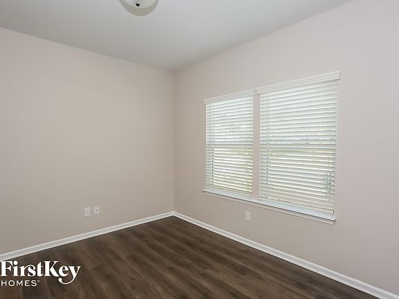 3rd image of 3007 Creeks Landing Dr