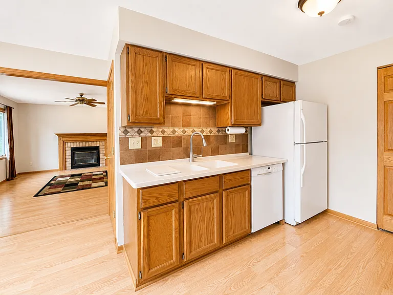 1839 Kerrybrook Ct — Photo 9