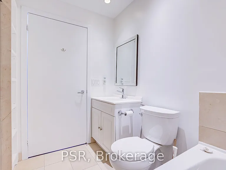 218 Queens Quay W #1506 — Photo 9