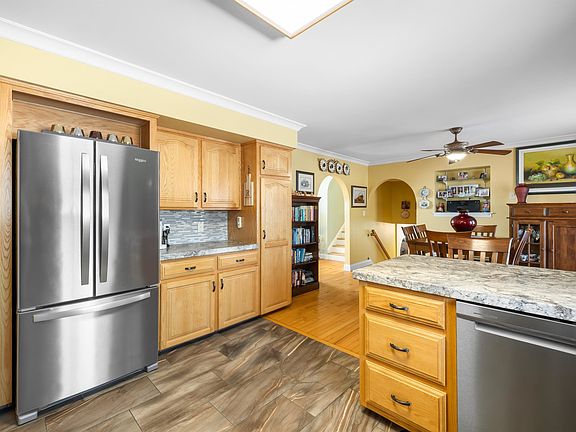 4th image of 1244 Millboro Rd