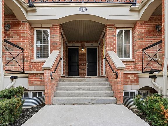 3rd image of 2464 Post Rd #13