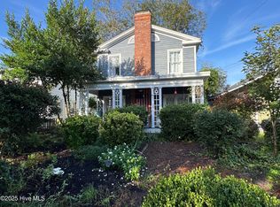 215 N 17th St, Wilmington, NC 28401