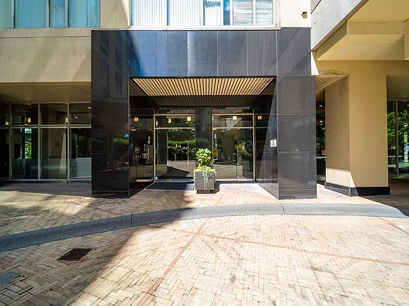 4th image of 1000 Beach Ave #705