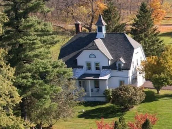 4581 Ridge Rd, Cazenovia, NY 13035