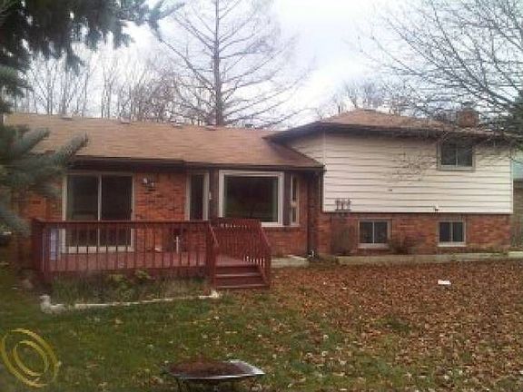 3rd image of 5117 Westmoreland Dr