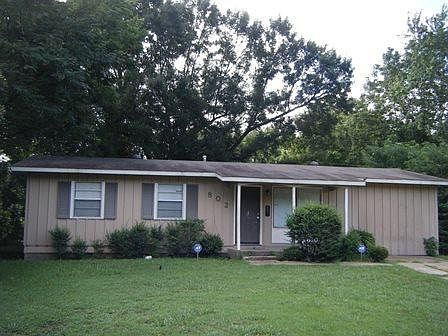1st image of 802 Redwood Dr