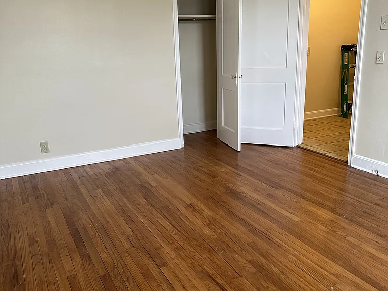 1022 Shull St — Photo 15
