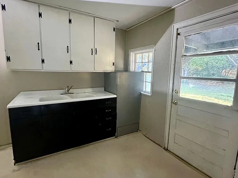5327 Beulah Ave — Photo 5