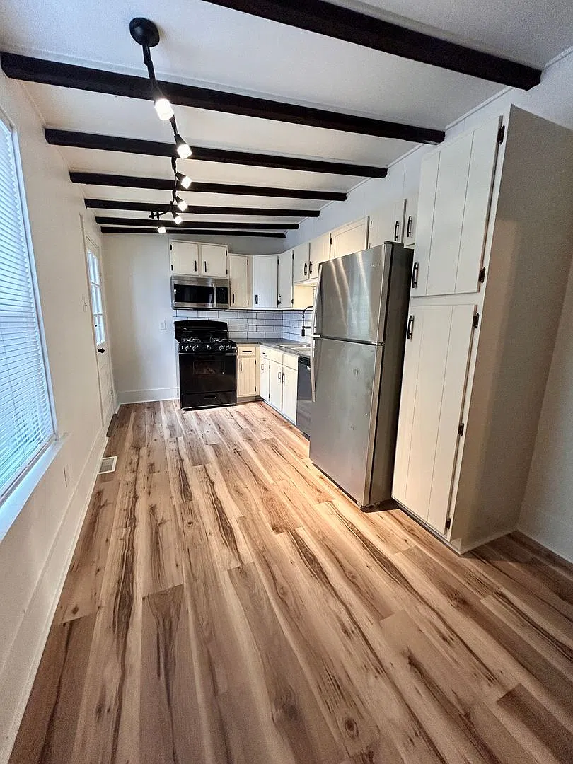 Beautifully Updated Home in Lancaster City! — Photo 3